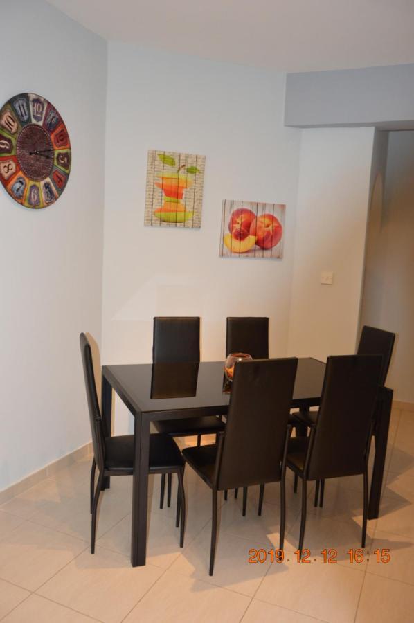 Luxury Apartment Paphos Luaran gambar